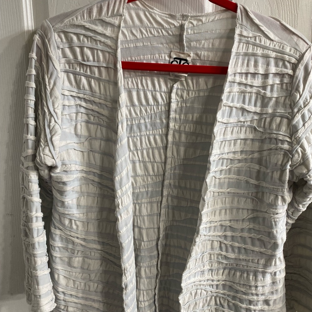 CTC (Carol Turner Collection) Lightweight White Open Cardigan